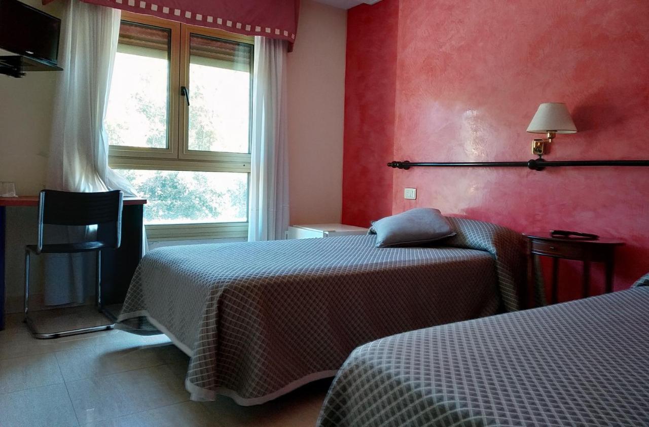 Hotel Lena Pola de Lena Kültér fotó
